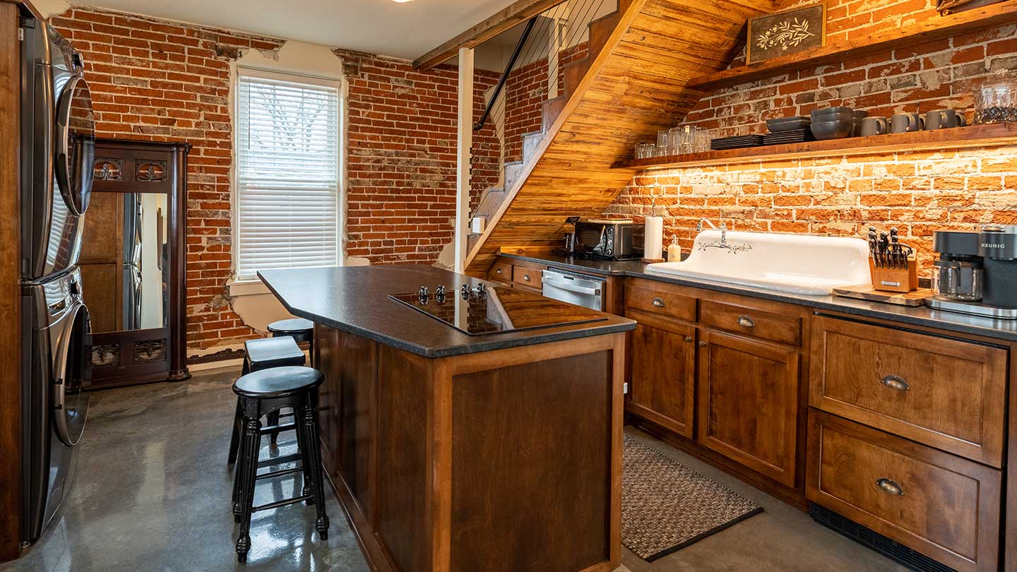 Parker's Place Carriage House